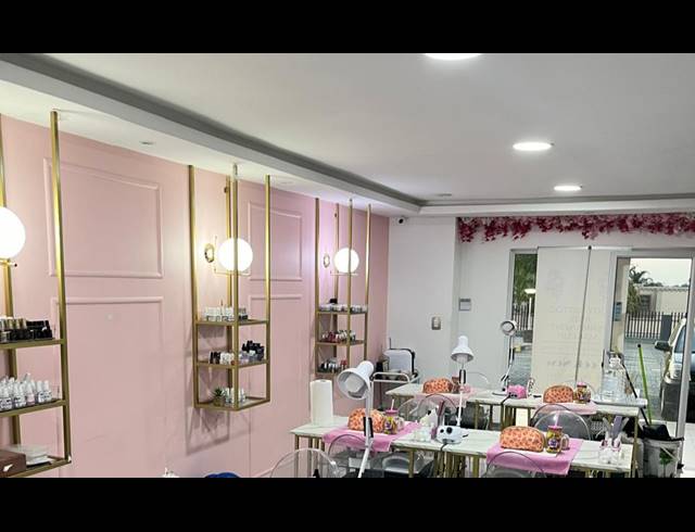 75M² BUSINESS FOR SALE IN MARAIS STEYN PARK